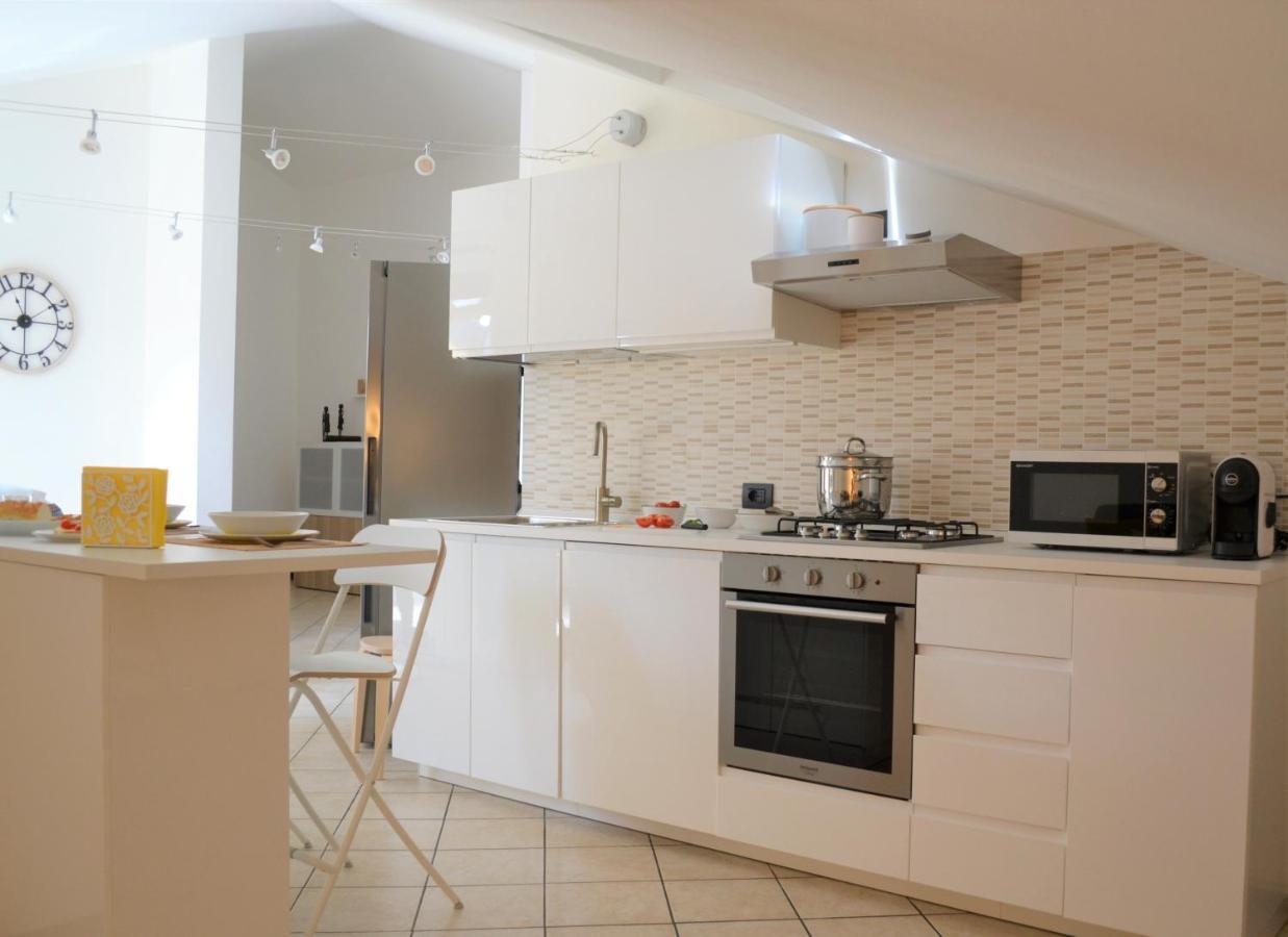 Home 2020: Come A Casa! Feel At Home! Wie Zuhause! Giussano Ngoại thất bức ảnh